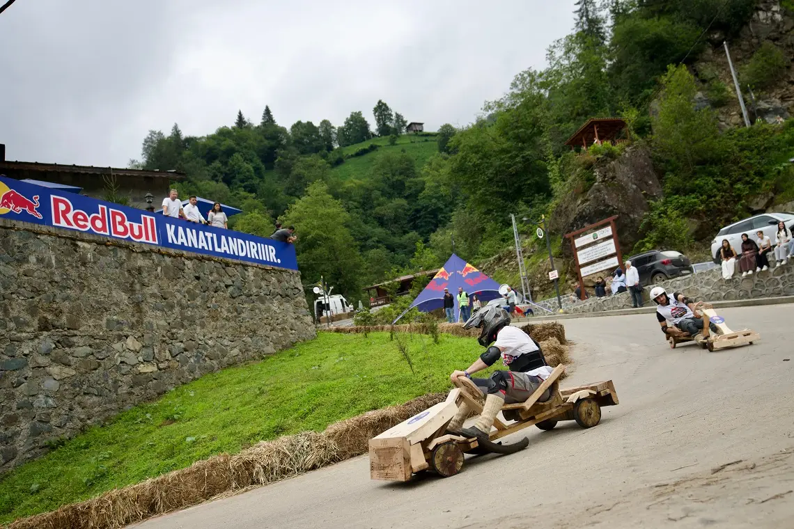 Red Bull Formulaz Rize Ardeşen Tahta Araba (8)