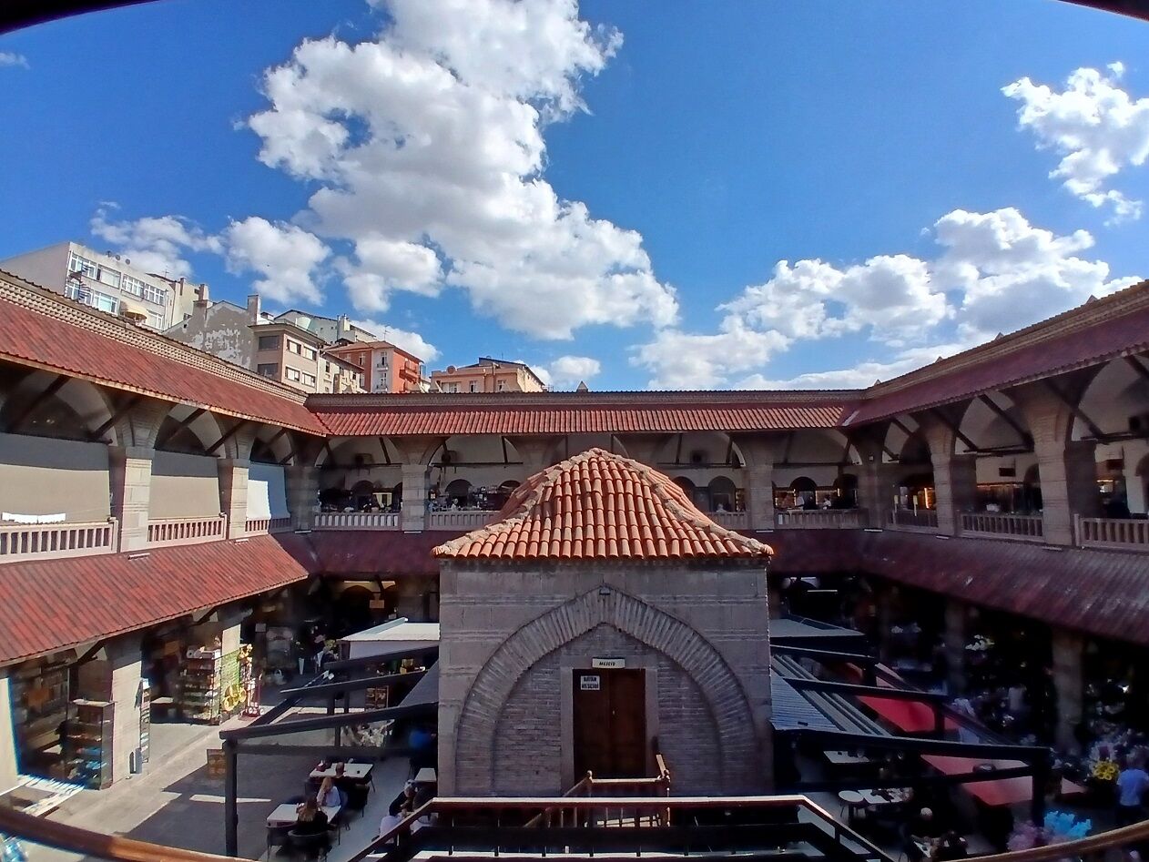 Vakıf Suluhan Çarşısı Tarihi Ulus Kent Merkezi (8)