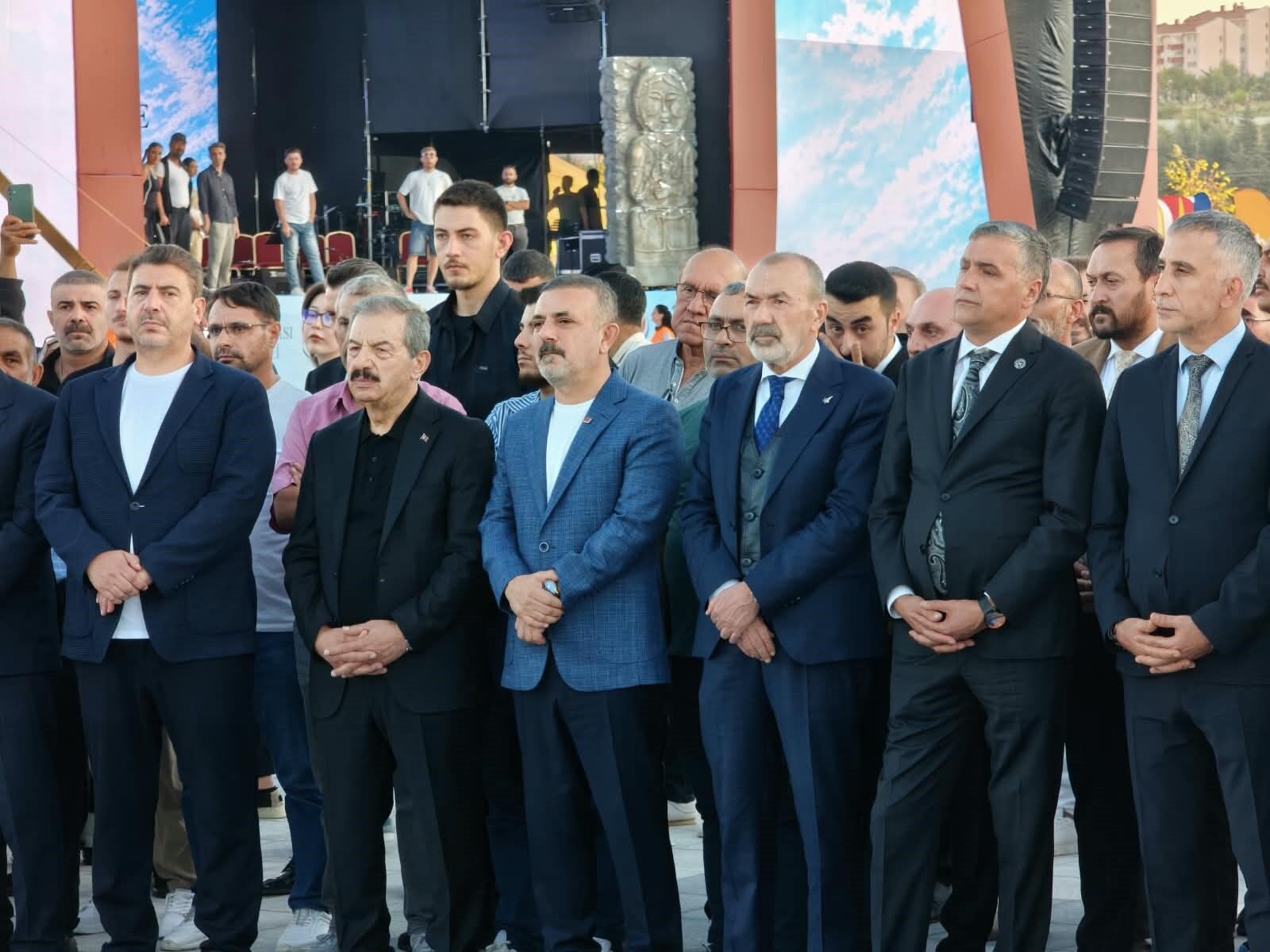 Türk dünyasının kültürel mirası Ankara’da buluştu: Sincan’da festival coşkusu