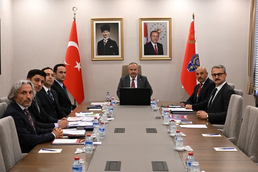 Emniyet'te uyuşturucu gündemi: 2026 Türkiye Uyuşturucu Raporu masaya yatırıldı
