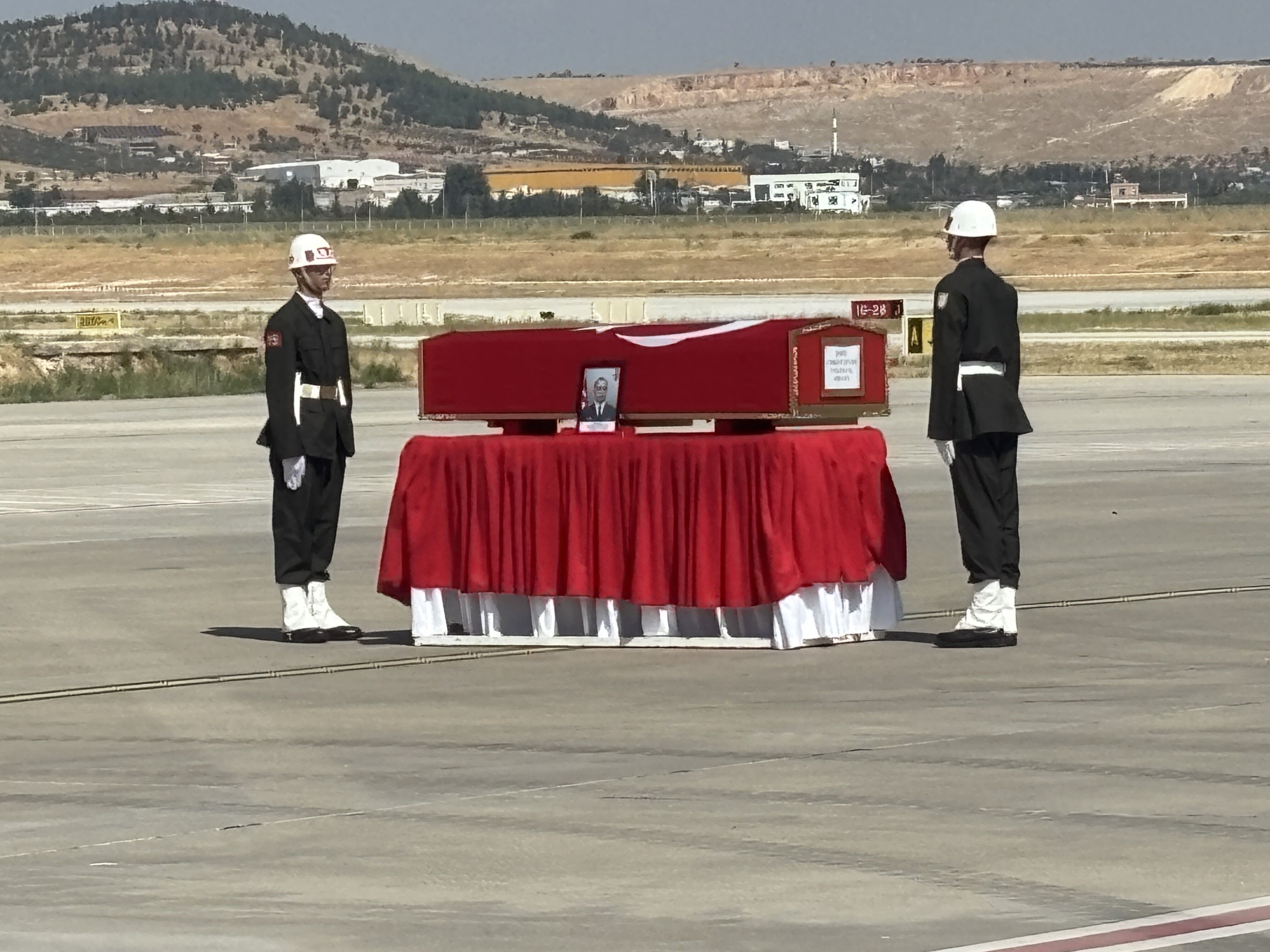 Zeytindalı Harekat Bölgesi’nde rahatsızlanarak şehit olan asker memleketine uğurlandı