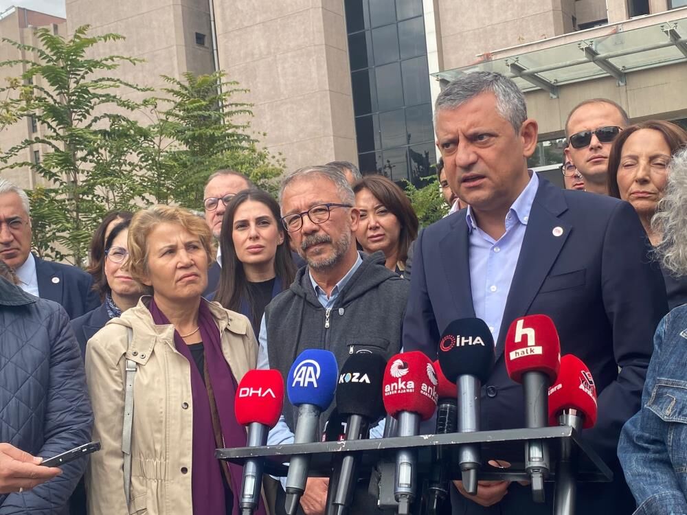 Özgür Özel Ankara'da gar saldırısı davasını takip etti: "İnsanlığa karşı işlenmiş bir suçtur"