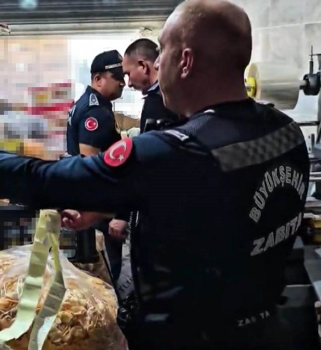 A W796612 02