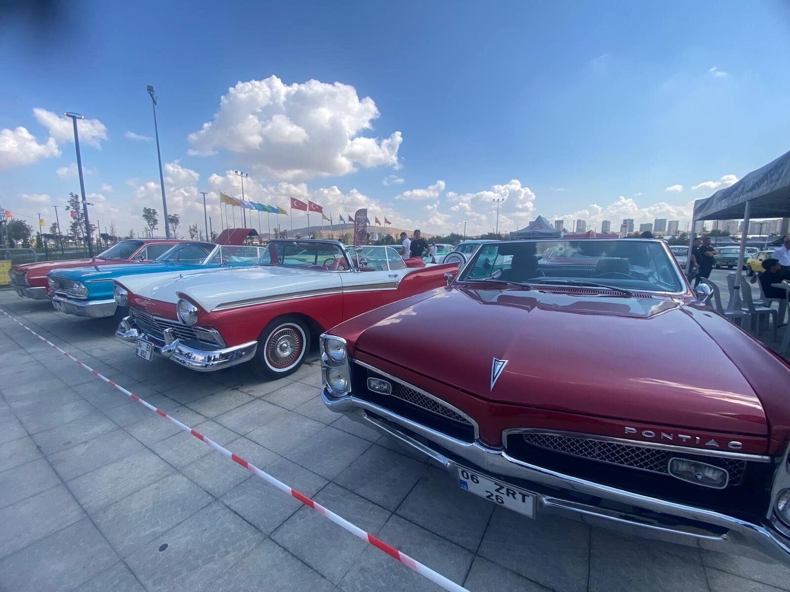 Ankara Klasi̇k Otomobi̇l Si̇ncan (3)