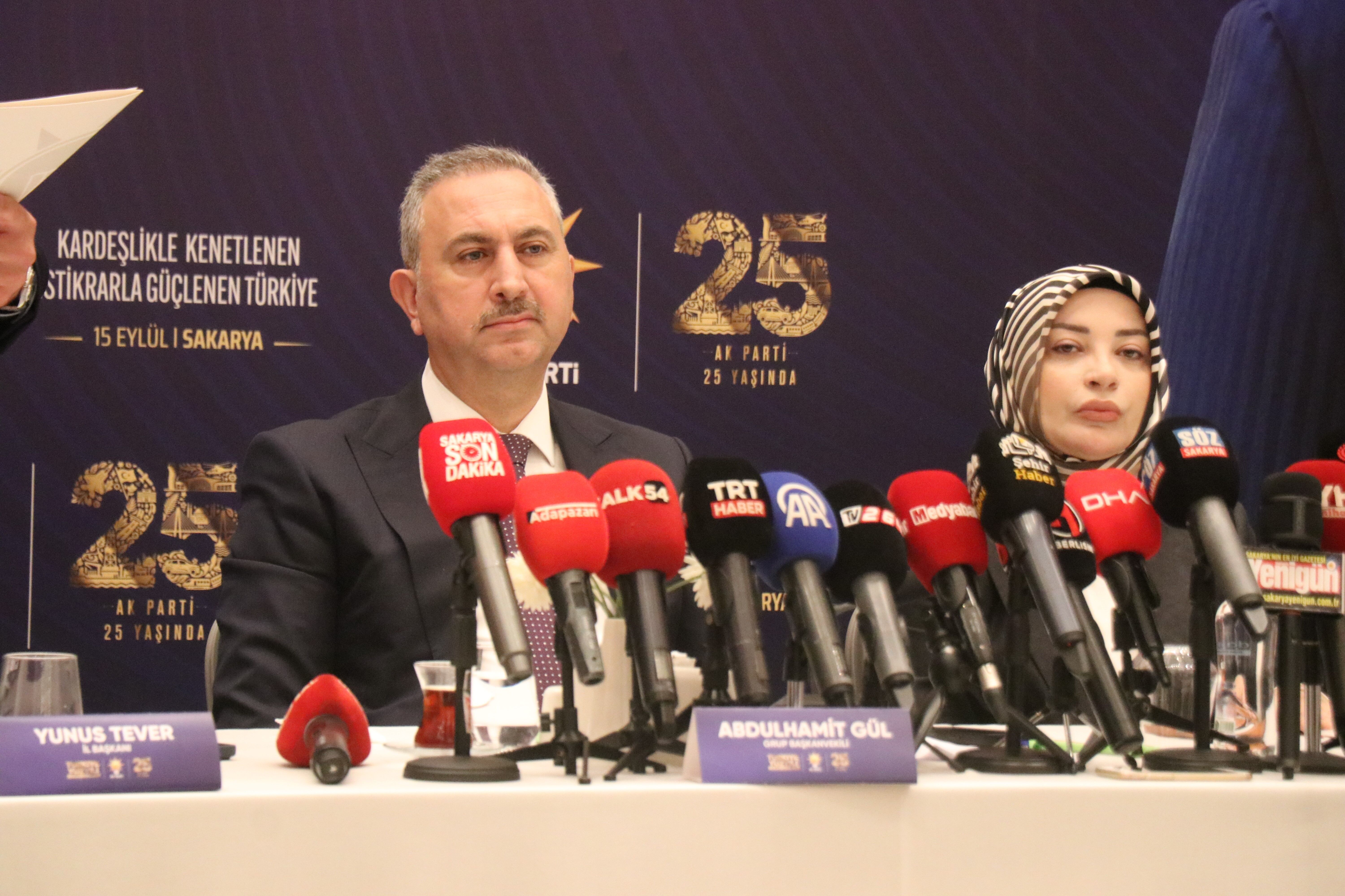 Abdulhamit Gül’den Cumhurbaşkanı Erdoğan’ın yeniden adaylığına ilişkin açıklama: “Hukuki bir engel bulunmamaktadır”