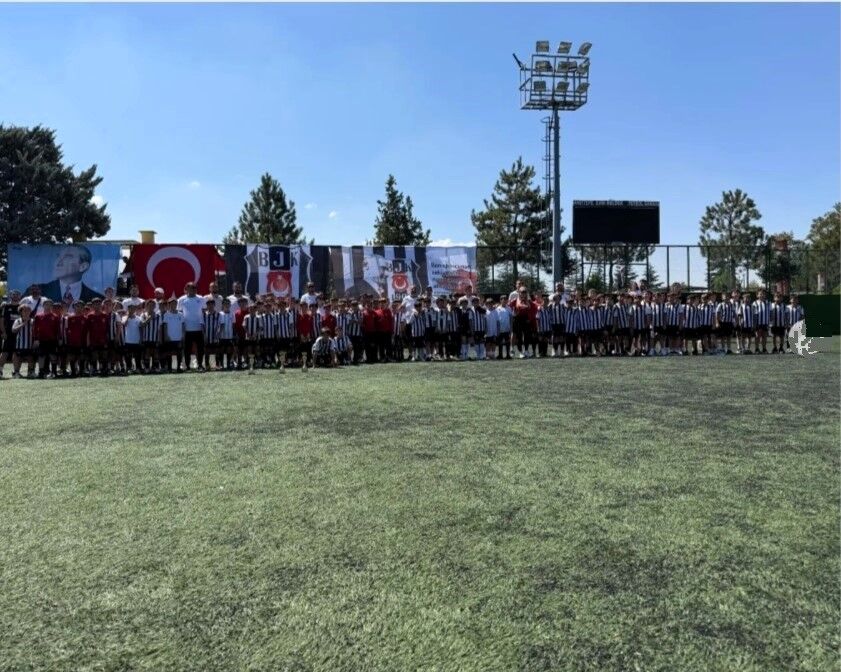 Beşiktaş Jk Futbol Okulları Iç Anadolu Bölge Turnuvası Avni Bulduk (1)