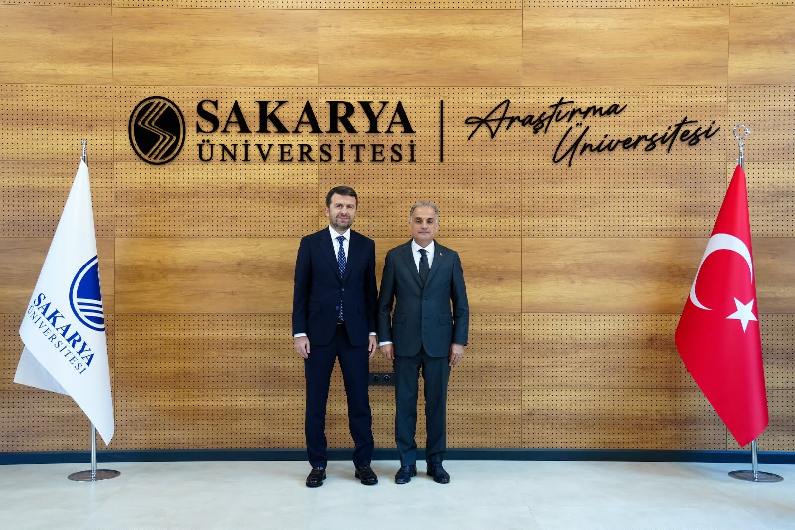 Ankara'dan Sakarya'ya önemli ziyaret: BİK Genel Müdürü Çay, Rektör Hamza Al ile görüştü