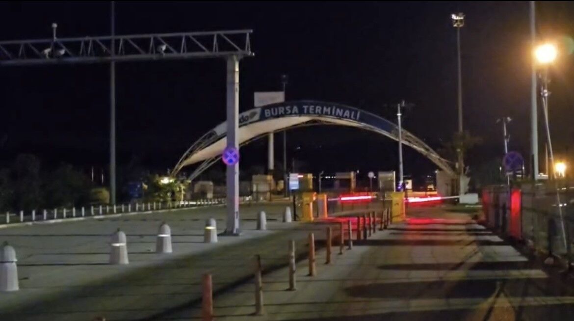 İdo Deniz Otobüsü Mudanya İskelesi'ne Çarptı! (3)
