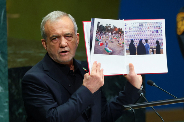 Iran Cumhurbaskani Pezeskiyan 20265006 4412 1 M