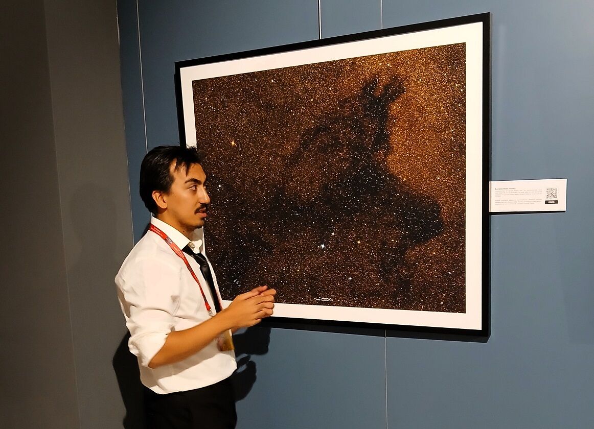 Karanlıkta Parlayanlar Uzay Fotoğrafları Sergisi Resim Heykel Müze Kültüryolu Festivali (7)