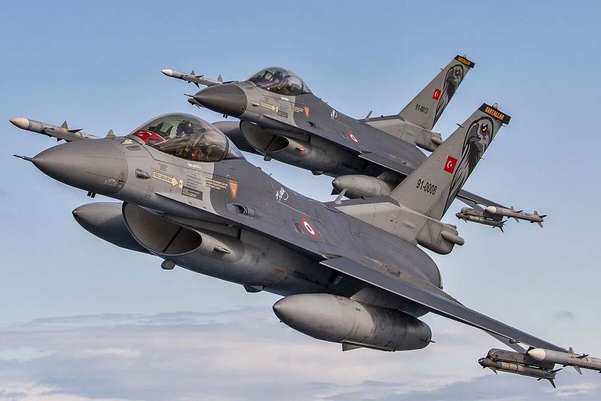 Baltık’ta Rus uçakları tespit edildi: Türk F-16’ları alarm üzerine havalandı