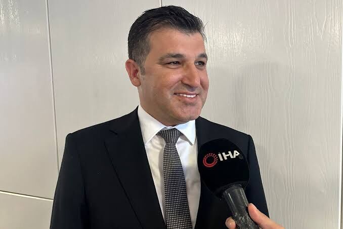 Nihat Kırmızı1