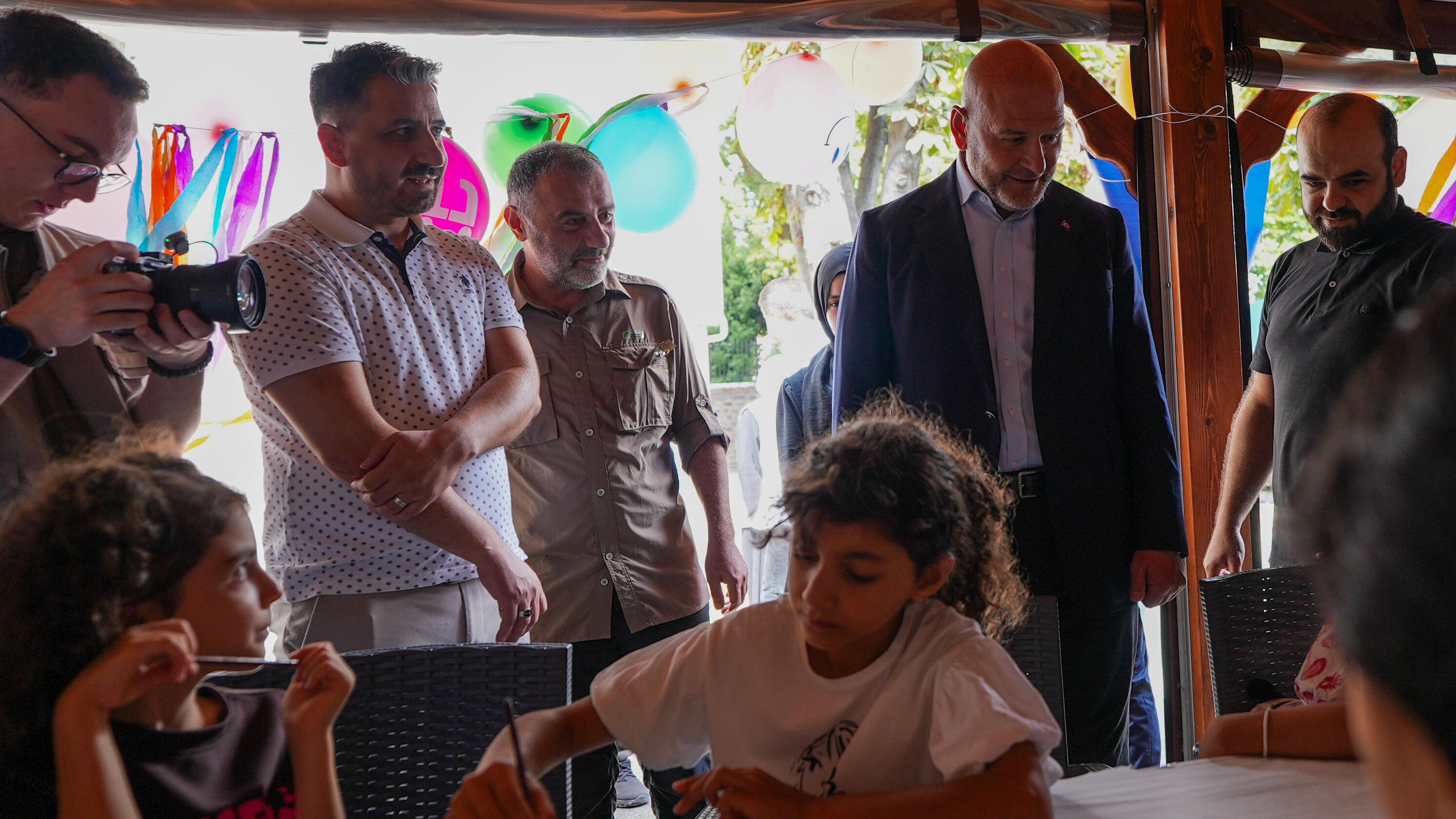 Süleyman Soylu Ve Çocuklar