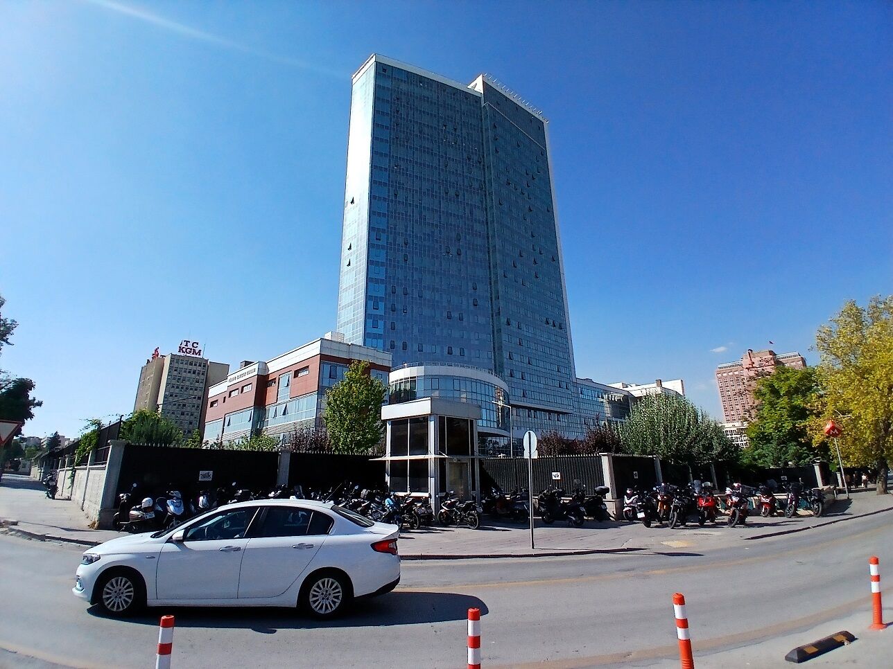 Tüik Türkiye Istatistik Kurumu Necatibey Caddesi Metro Inönü Bulvarı Motosiklet Parkı (1)