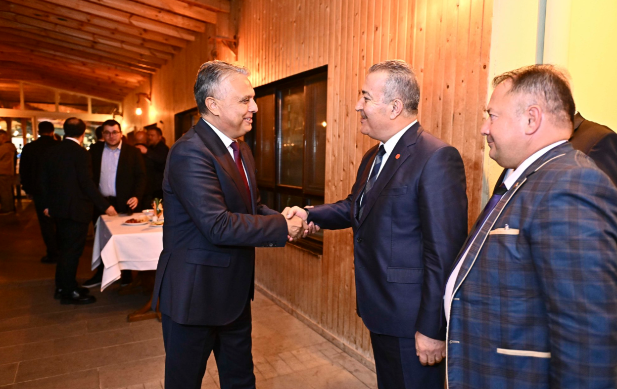 Ümit Uysal Chp Kitap Tanıtım