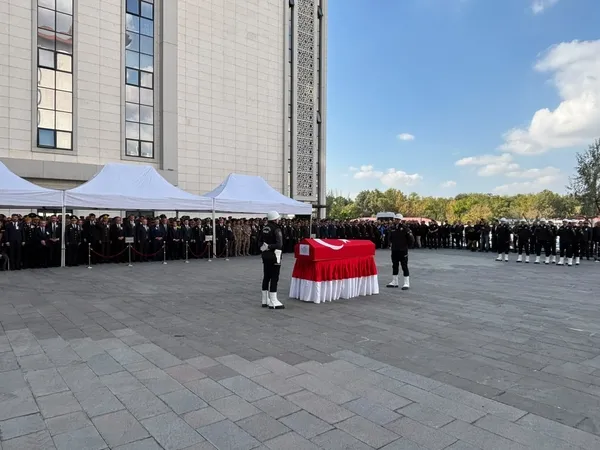 0X0 Sehit Polis Memuru Ahmet Turkoglu Icin Ankara Emniyetinde Toren Duzenlendi 1791368964695