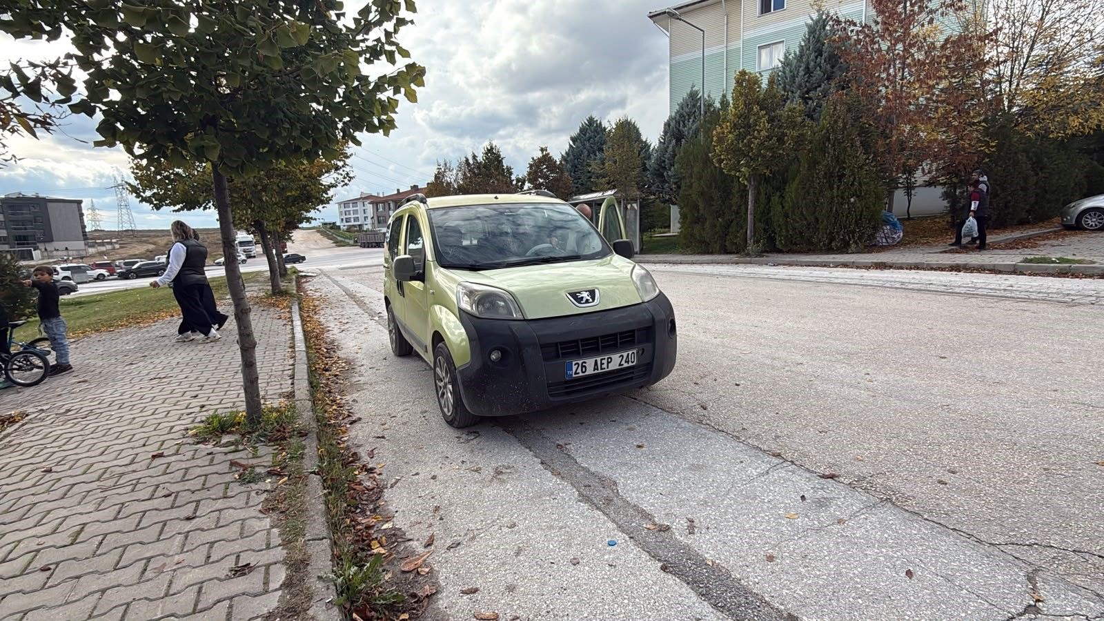 A W813526 02