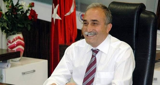 Ahmet Eşref Fakıbaba2