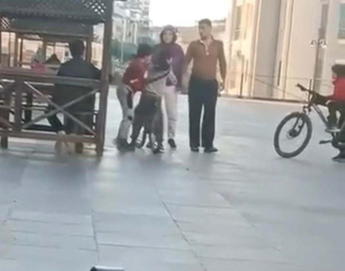 Akran Siddetine Agabey Ve Abla Da Dahil Oldu Kardesinin Tartistigi Cocugu Birlikte Darp Ettiler 20261019Aw813504 (1)