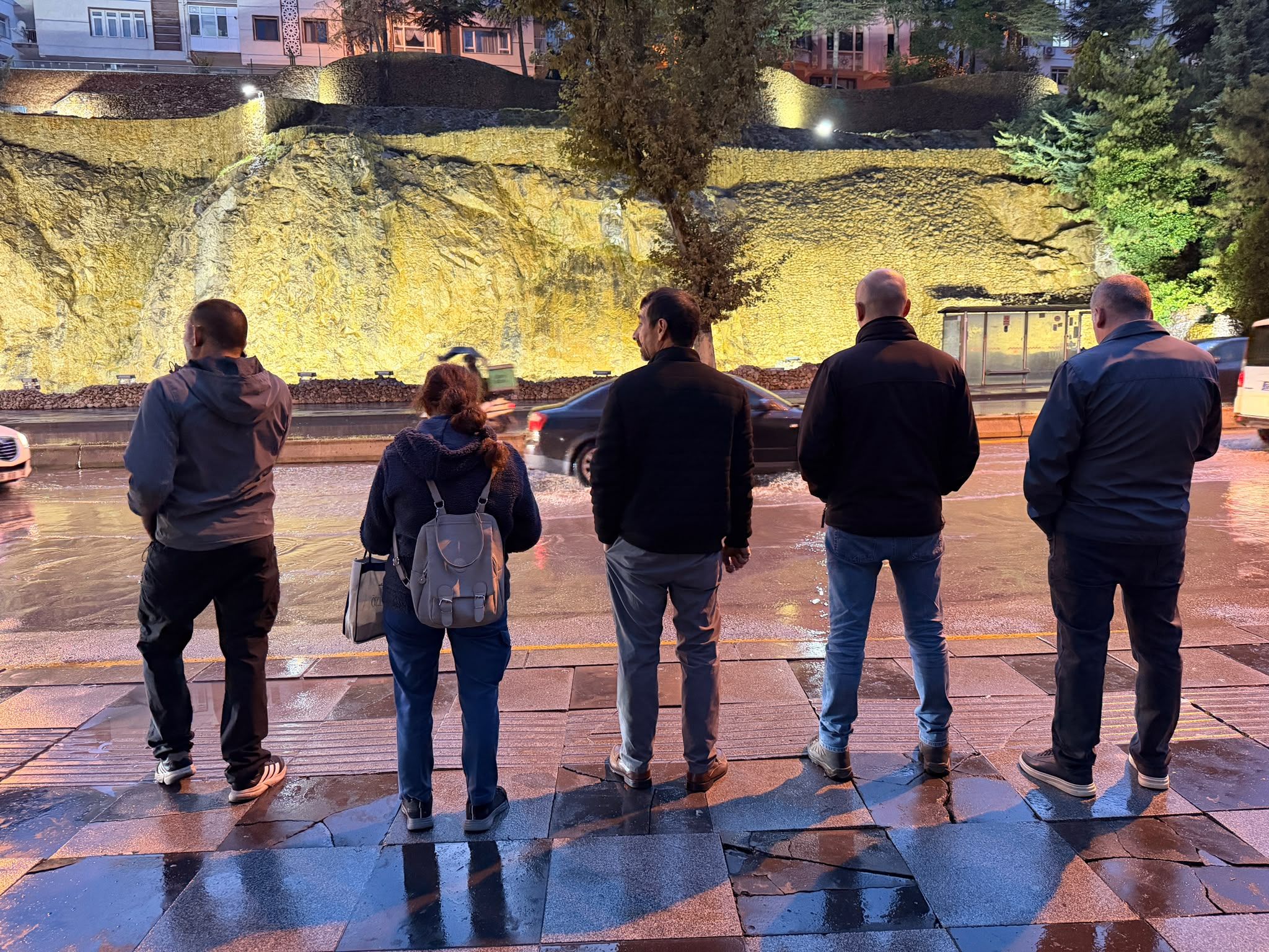 Ankara Keçiören Su Birikintisi Sorunu Belediyeye Çağrı (3)