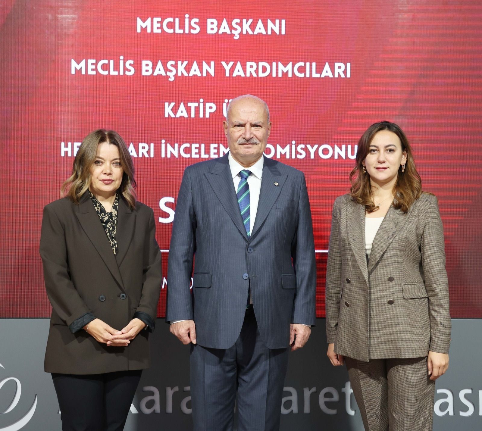 Ato Iki Kadın Dönemi