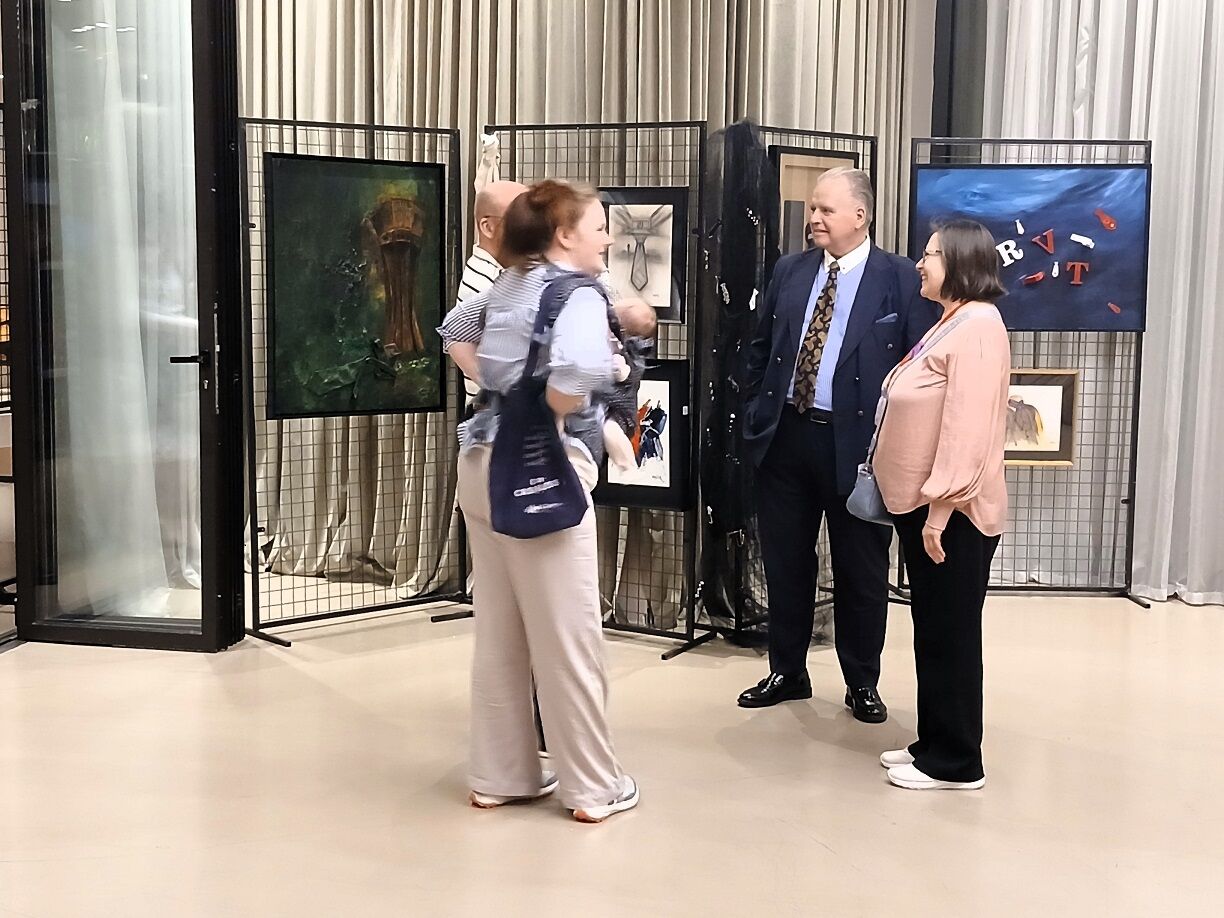 Büyükelçi Hrvoje Cvitanovic One Tower Hırvatistan Zeynep Munzur Kravata Sergi (3)