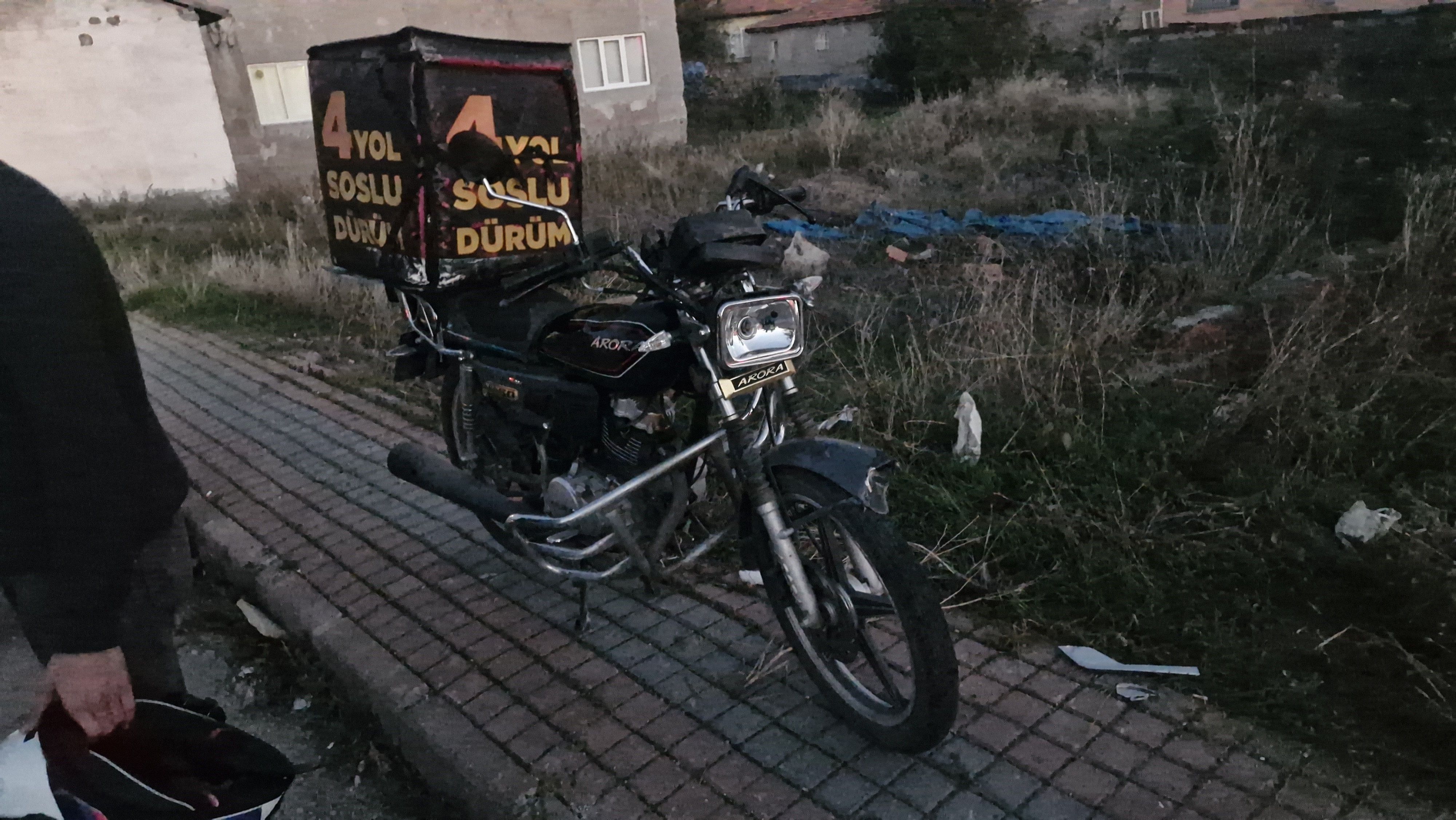 Çorum’da Trafik Kazası! Motosiklet Sürücüsü Hastaneye Kaldırıldı (3)