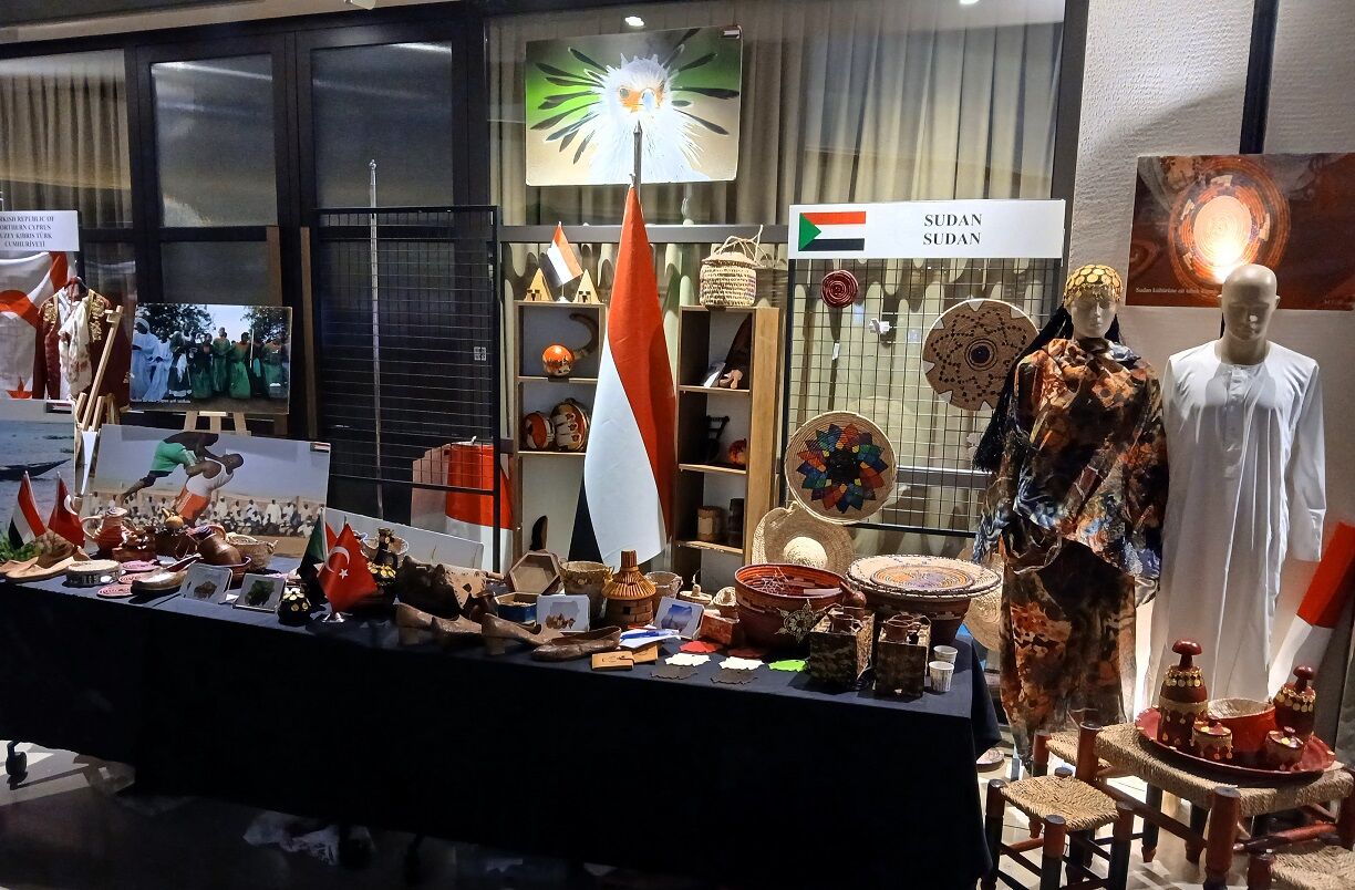 Dünya Kültürleri Festivali One Tower Business Club Sudan (4)