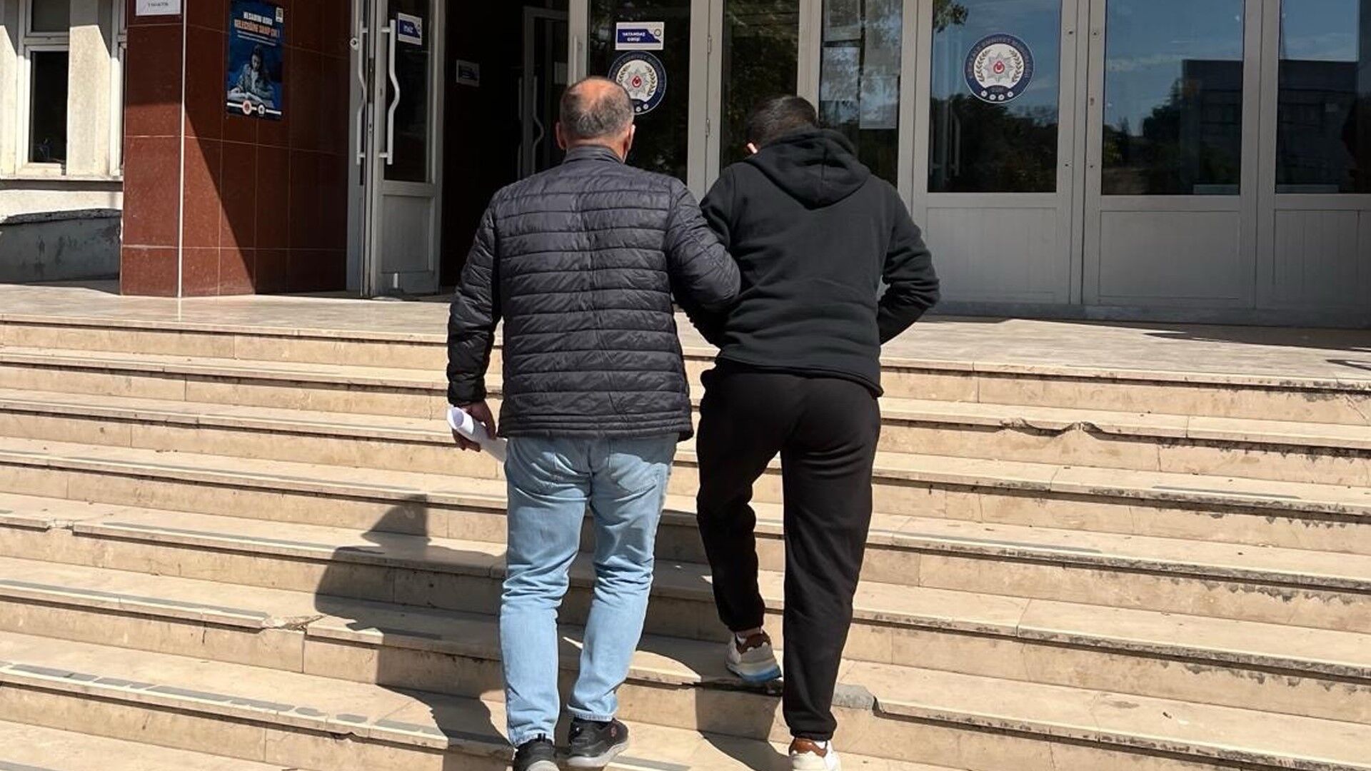 Kırıkkale’de Peş Peşe Operasyon Yasaklı Madde Şüphelisi Ve Firari Hükümlü Tutuklandı (2)