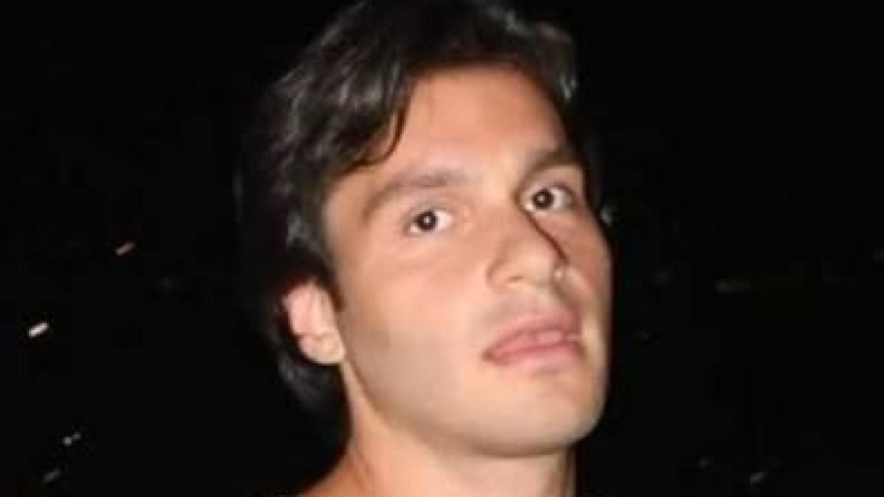 Poyraz Yosmaoglu Evli Mi