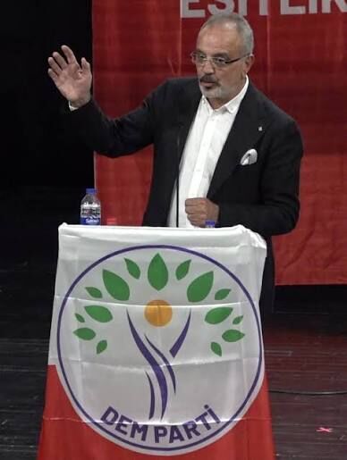 Sırrı Sakık