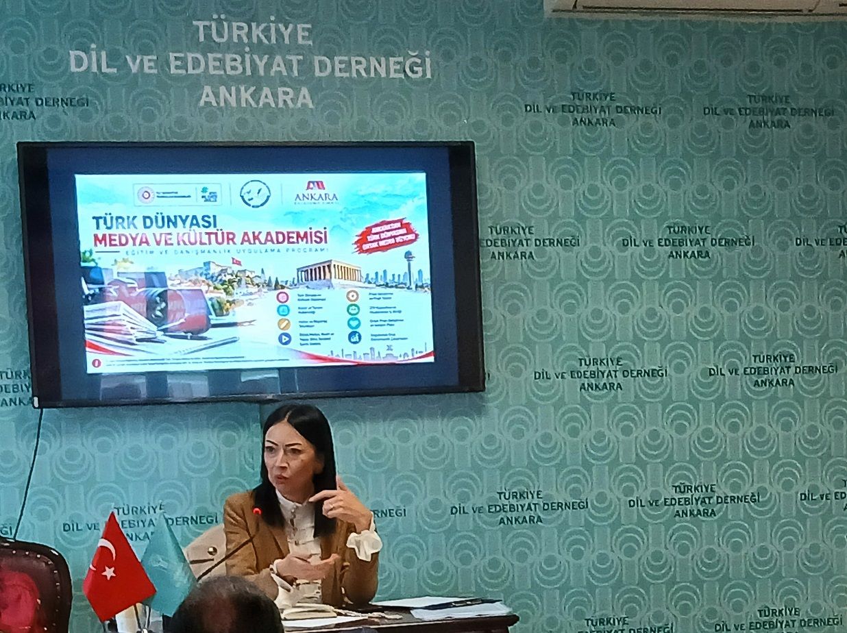 Türk Dünyası Medya Kültür Akademi Kader Demiralp