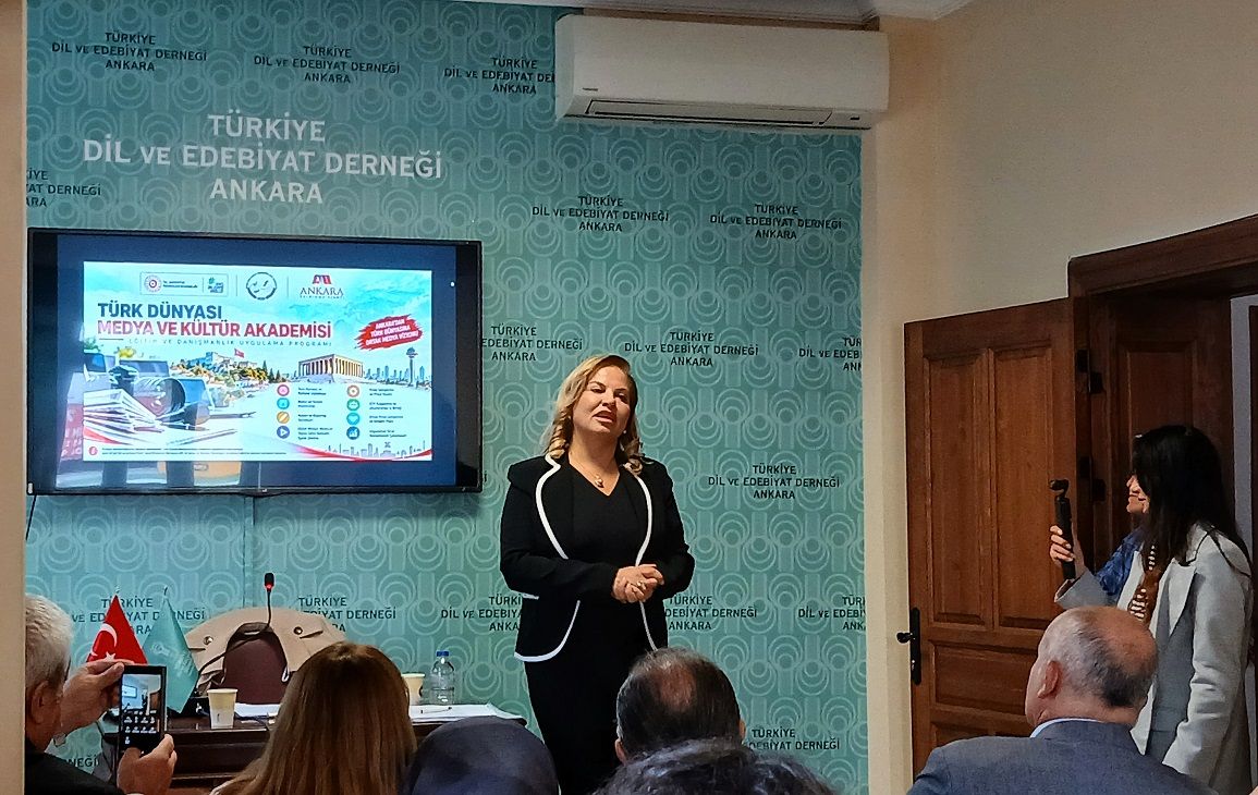 Türk Dünyası Medya Kültür Akademi Sanem Arıkan (2)