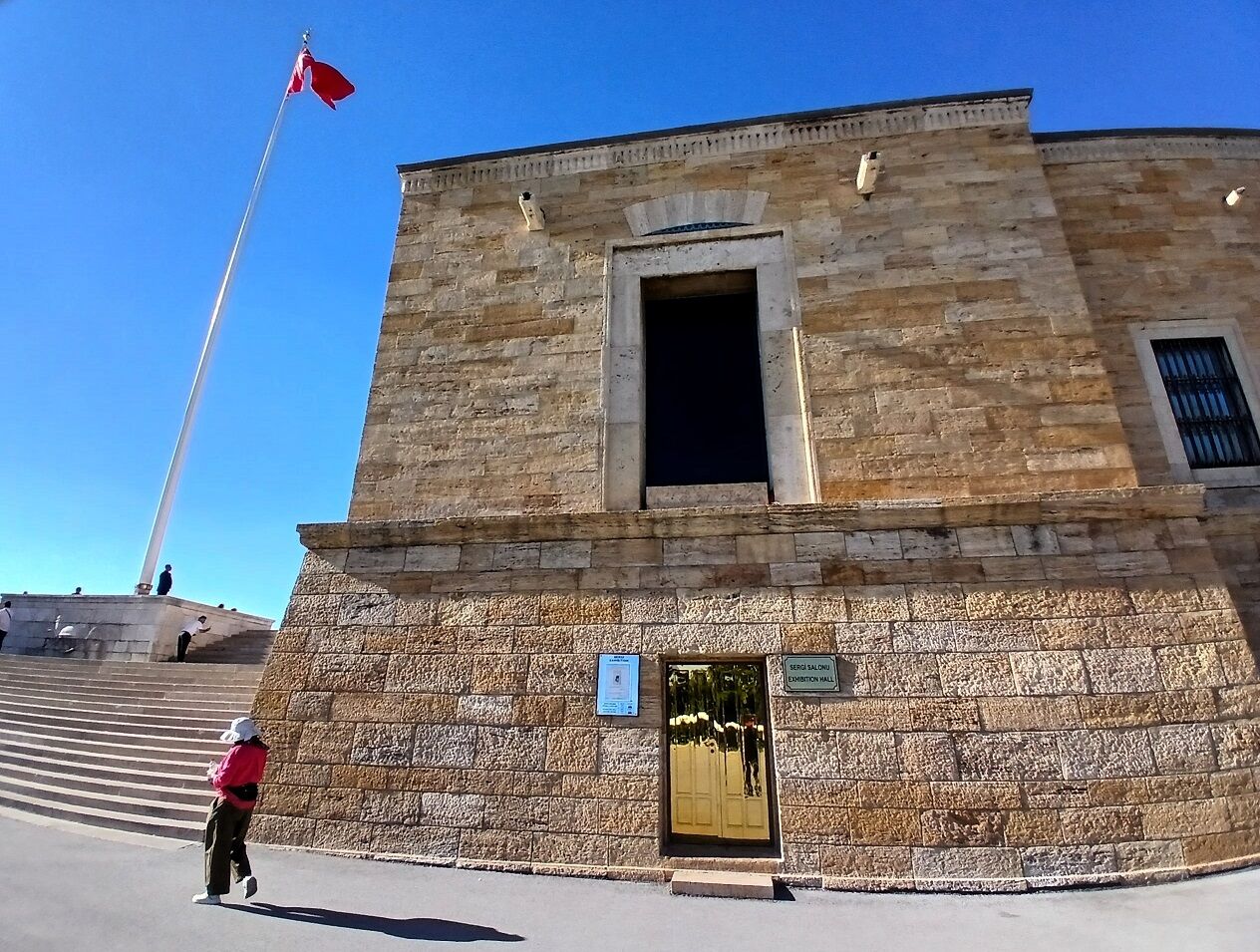 Yabancıların Gözünden Atatürk Sergi Salonu Anıtkabir (4)