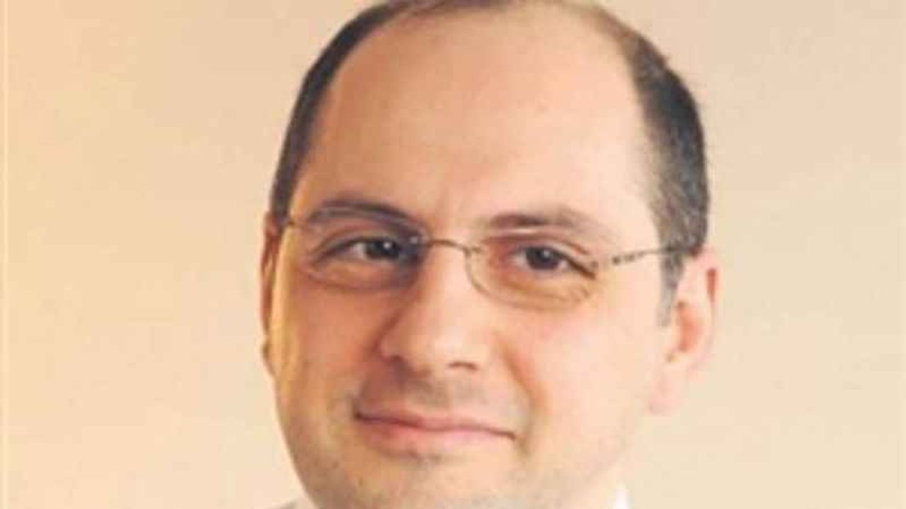Serhat Albayrak kimdir? Serhat Albayrak ailesi kim? Serhat Albayrak nereli kaç yaşında?