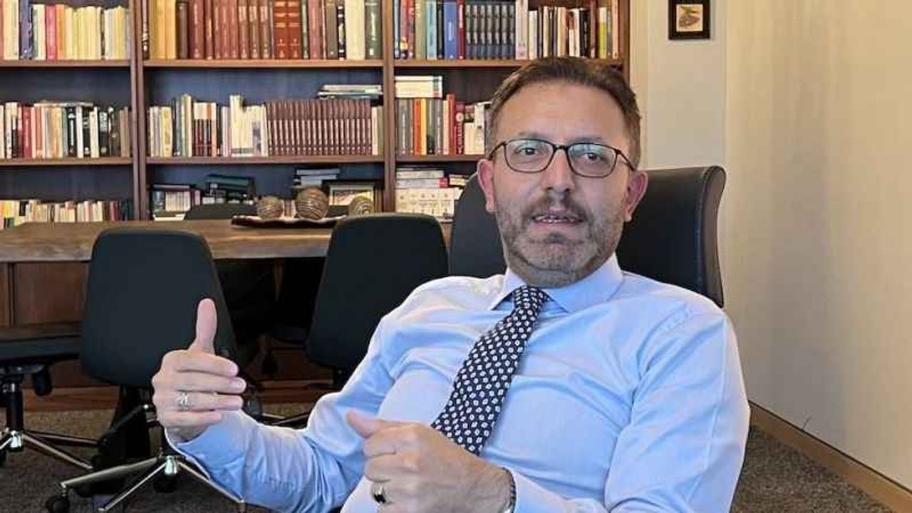 Prof. Dr. Ertan Aydın kimdir? Ak Parti seçim kampanyasını Ertan Aydın mı yönetiyor?