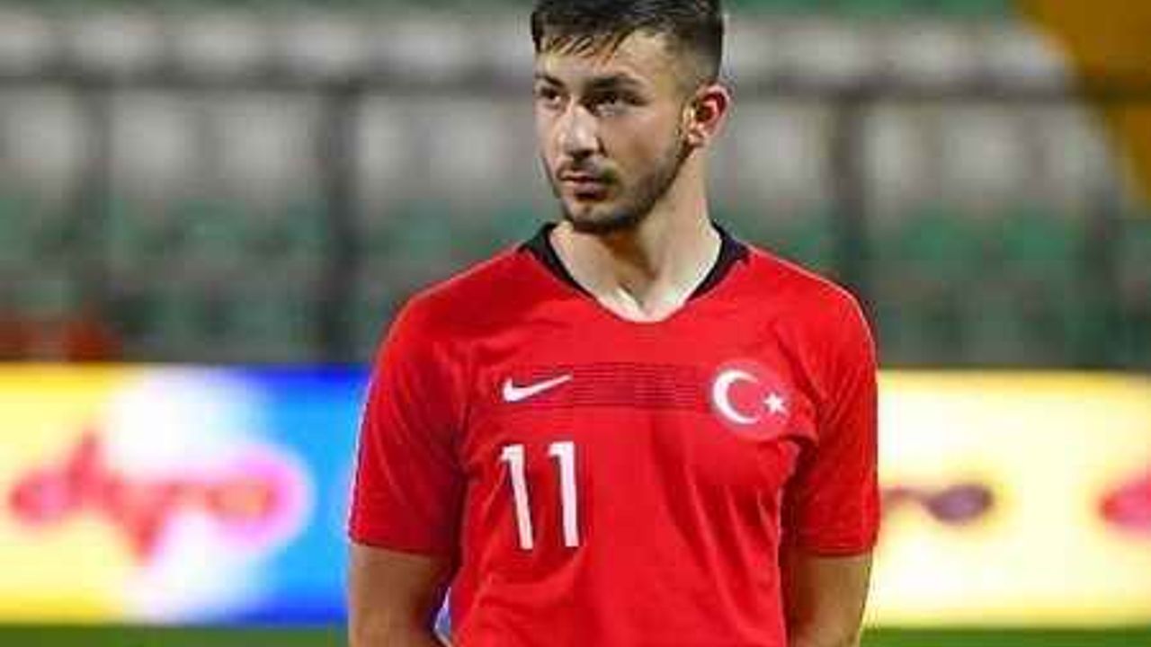 Halil Dervişoğlu kimdir? Halil Dervişoğlu nereli ve kaç yaşında? Halil Dervişoğlu hangi takımda oynuyor? Halil Dervişoğlu forma numarası? Halil Dervişoğlu istatitistikleri..