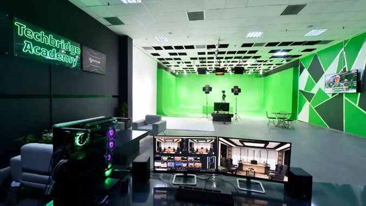 Ankara'da Teknoloji Rüzgarı: 3D Tasarım ve Metaverse eğitimleri ile dijital dünyaya adım atın!