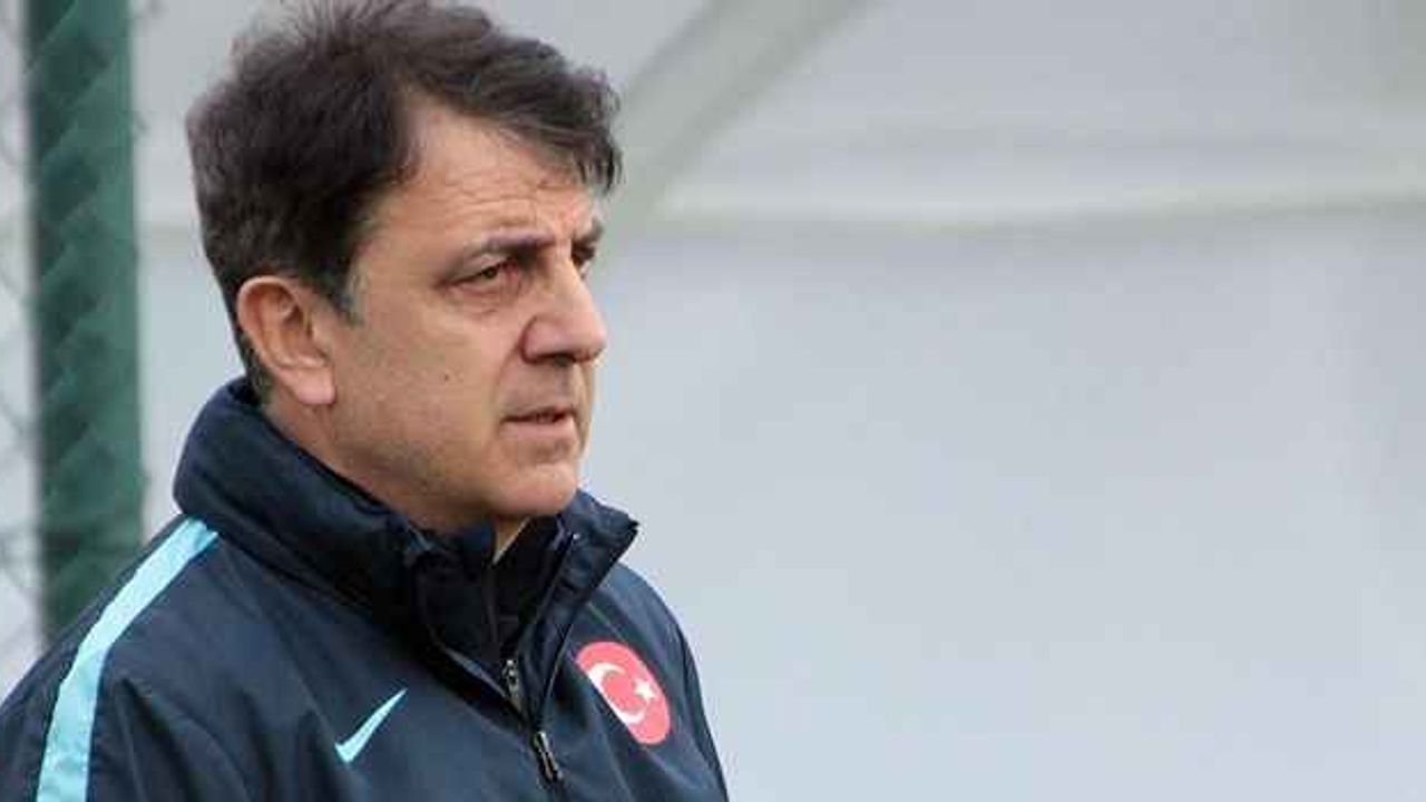 Şenol Ustaömer kimdir? Şenol Ustaömer kaç yaşında, nereli? Şenol Ustaömer hangi takımlarda oynadı? Şenol Ustaömer hangi takımı tutuyor?