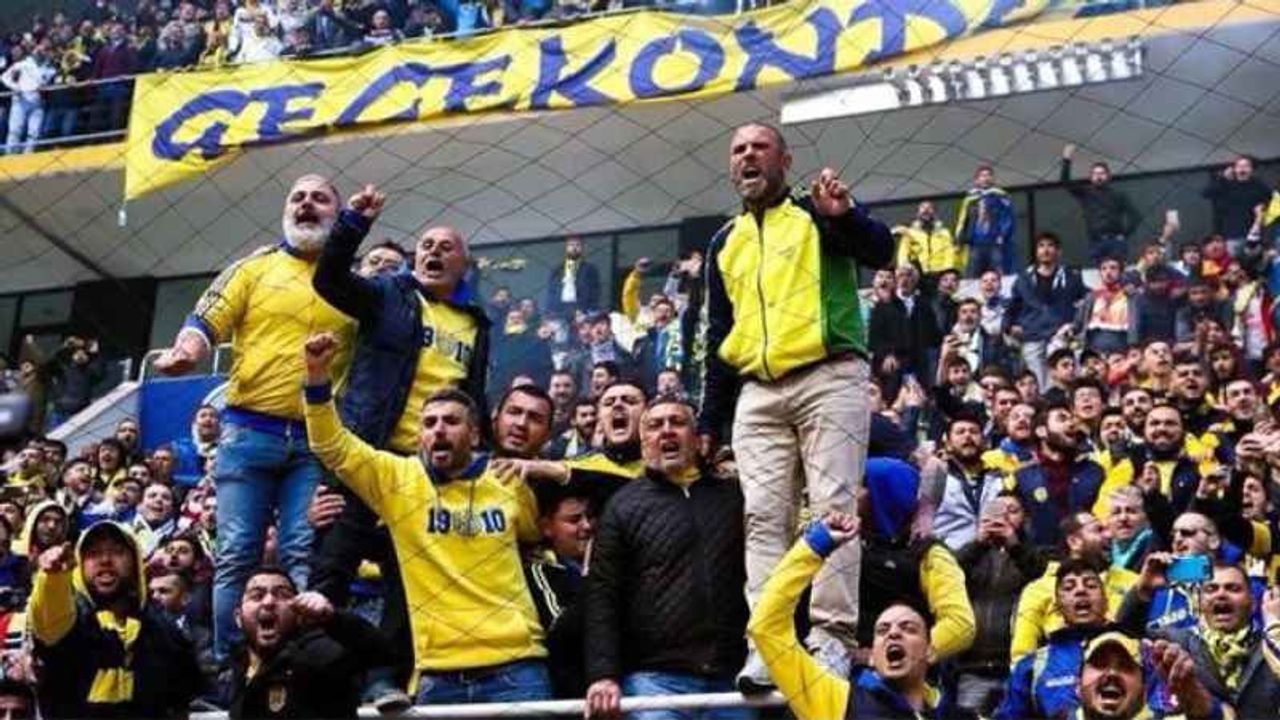 Ankaragücü taraftar grubu Gecekondu: Faruk Koca’nın arkasındayız!