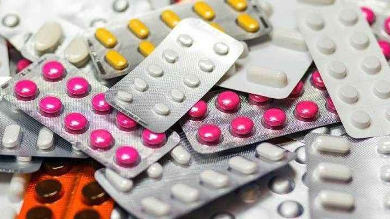 İbuprofen nedir? İbuprofen ne için kullanılır? İbuprofen yan etkileri nelerdir?
