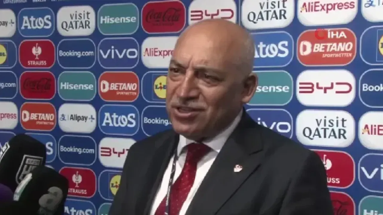 TFF Başkanı Mehmet Büyükekşi: "Takım çok büyük gelişme kaydediyor"