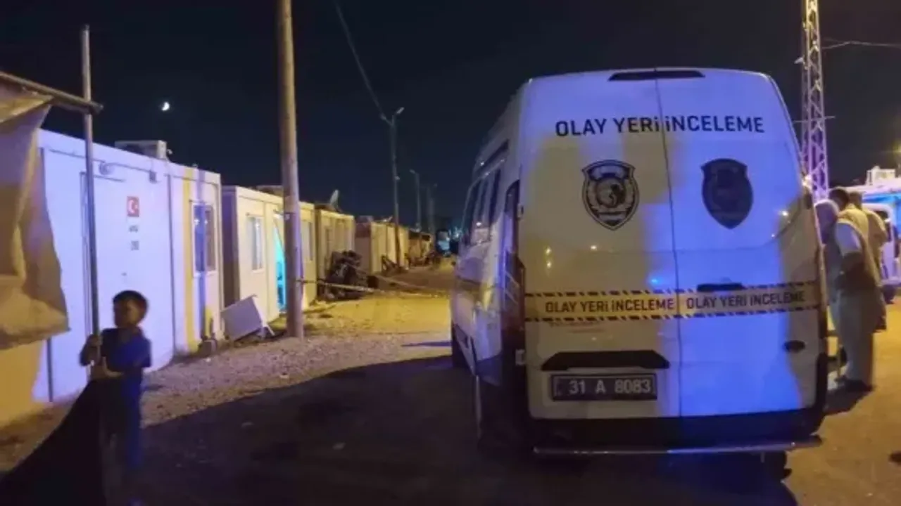 Konteynerde yaşayan yaşlı adam ölü bulundu