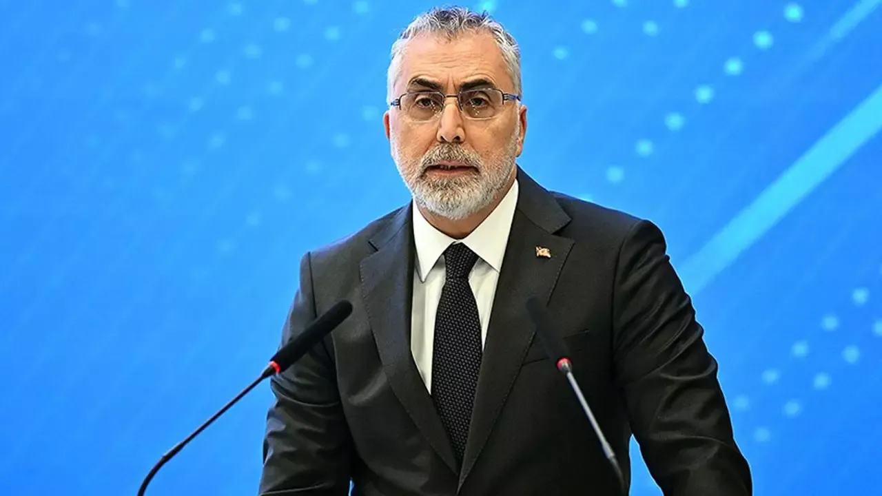 Bakan Işıkhan’dan asgari ücret ve emekli aylıklarıyla ilgili önemli mesaj