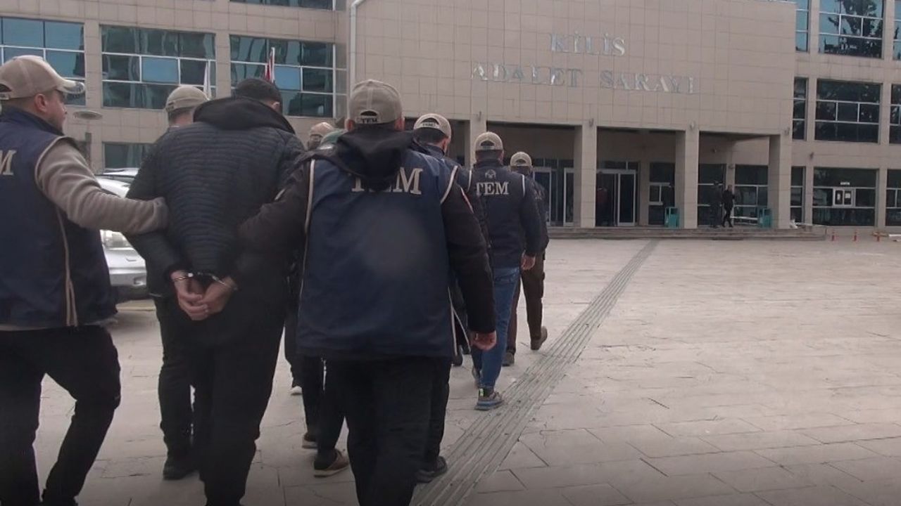 Kilis'te terör örgütlerine eş zamanlı operasyon: 20 kişi gözaltına alındı!