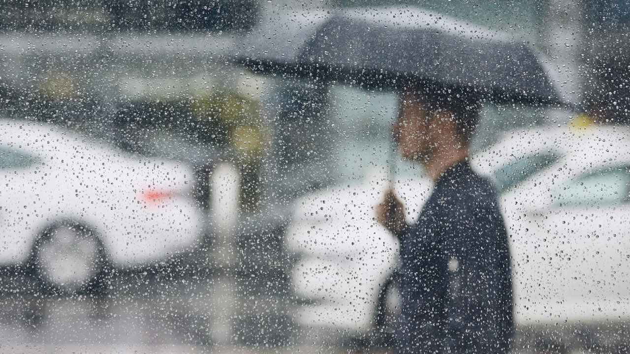Meteorolojiden yeni uyarı: Bugün de kuvvetli sağanak ve fırtına bekleniyor