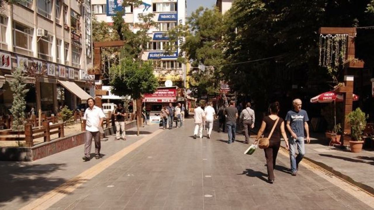 Ankara’nın en ilginç sokak ve semt isimleri: Şose’den Misket’e, Çinçin’den Kedi Seven’e kadar tam bir şehir efsanesi!