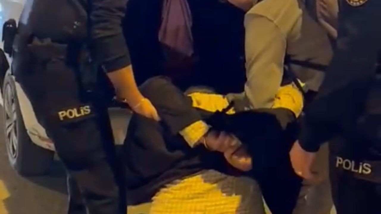 Ankara’da alkolik şahıs önce sürücülere ve araçlara sonra polise saldırdı!