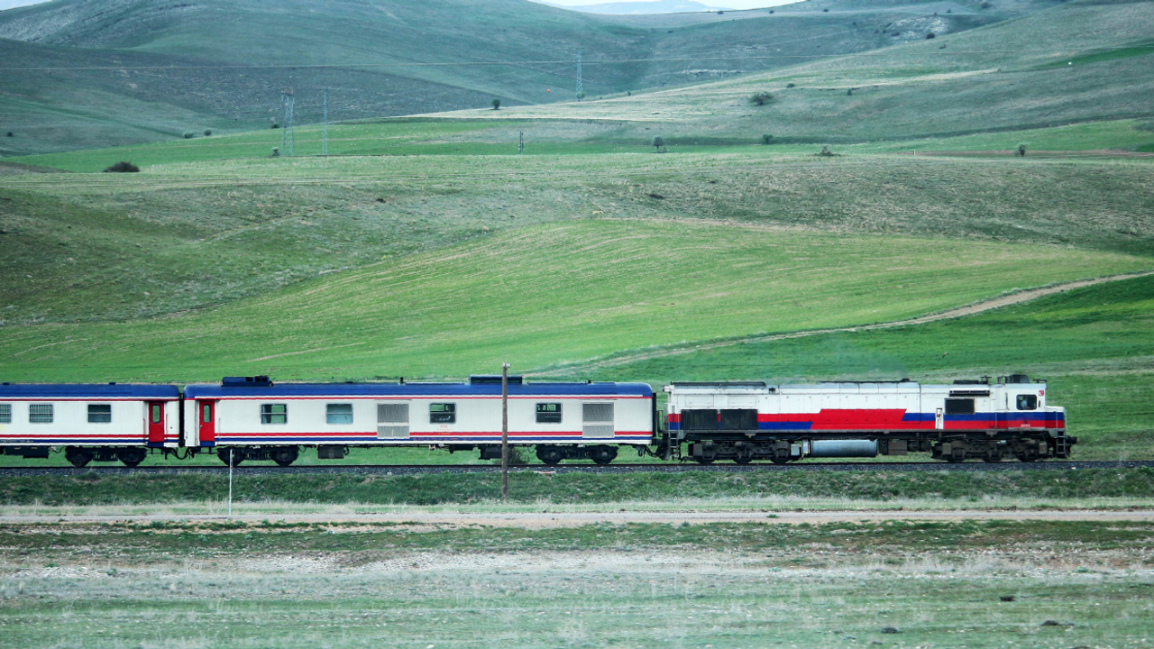 Ankara'dan doğuya uzanan kültürel miras: Doğu Ekspresi şimdi fiyatlarıyla konuşuluyor