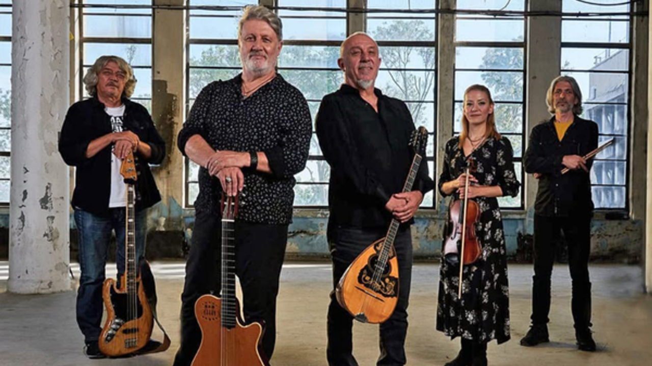 Grup Gündoğarken “Ankara’dan Abim Geldi” konseriyle müzik severlerle buluşuyor